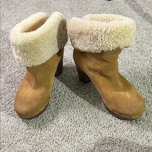 Ugg Lynnea Foldover Tan Suede Shearling Lined Heeled Boots Size 8